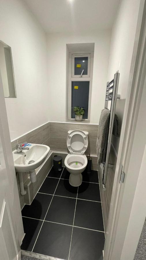 2 Bed Room Luxury Apartment In Old Kent Road London Eksteriør billede